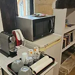 Independent Master Suite, 18th Century * Кан