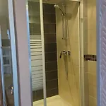 شقة Independent Master Suite, 18th Century كان