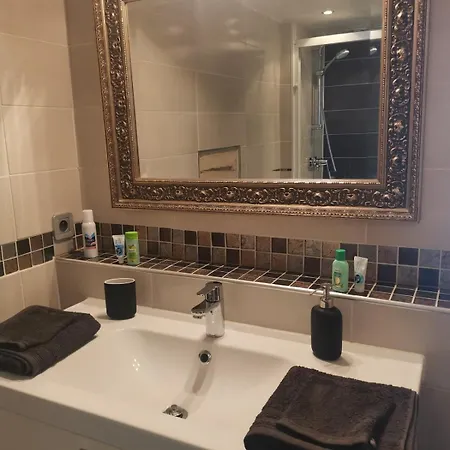 Independent Master Suite, 18th Century *