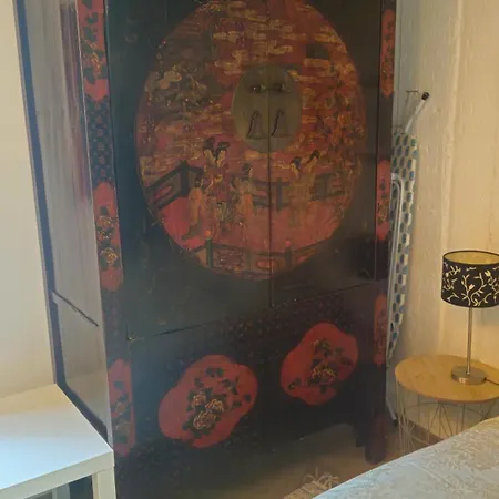 Apartamento Independent Master Suite, 18th Century *