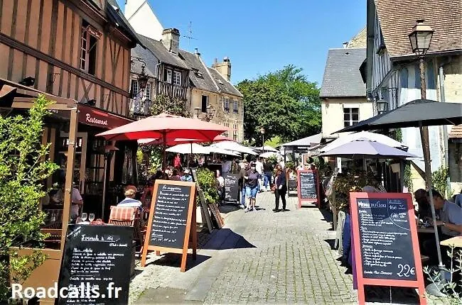 Independent Master Suite, 18th Century Apartamento