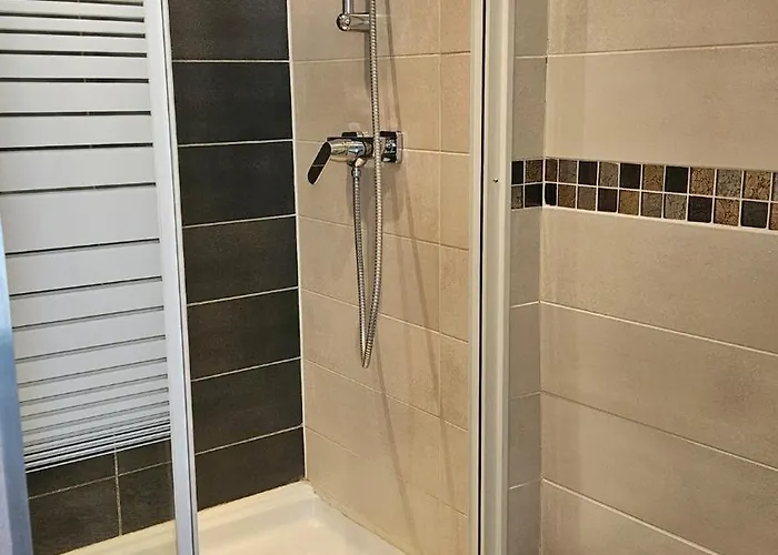 Independent Master Suite, 18th Century * Caen